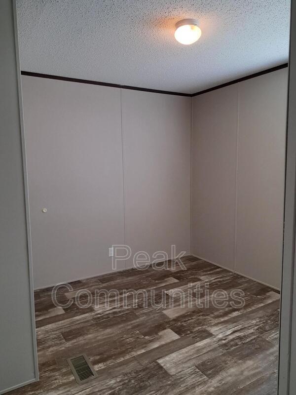 Building Photo - 368 Shady Brook Hts