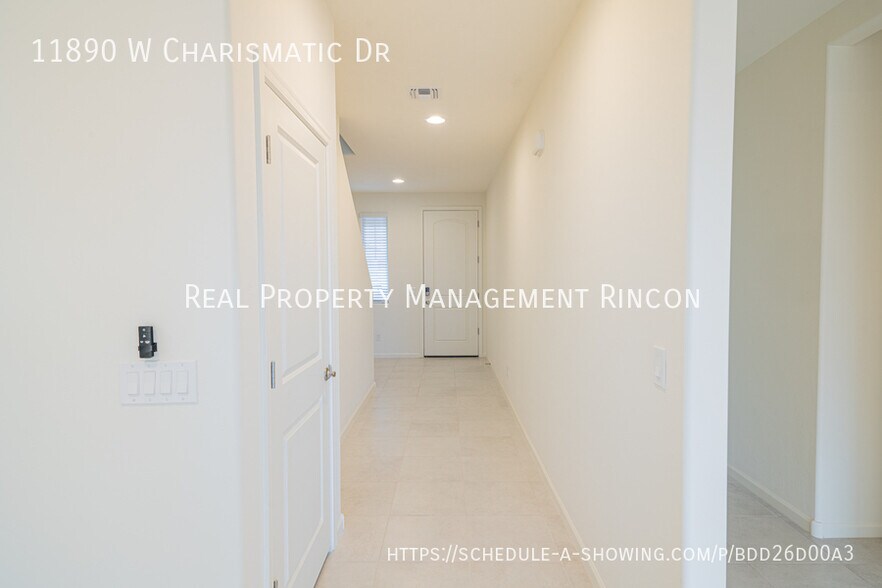 Building Photo - 11890 W Charismatic Dr