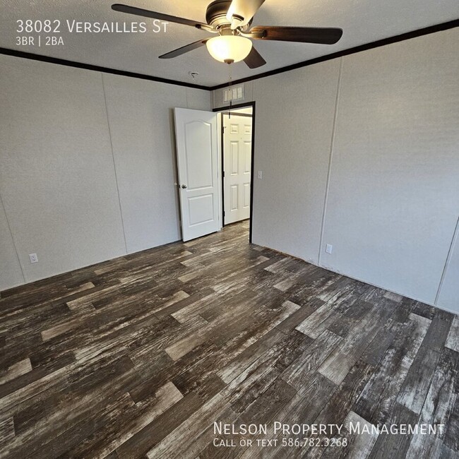 Building Photo - 3-bedroom, 2-bathroom, 960 square feet of ...