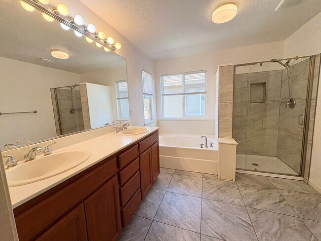 Building Photo - 5454 Gold Creek Cir