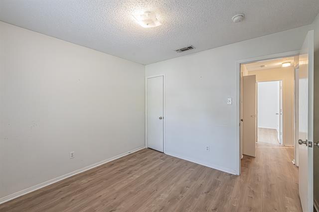 Building Photo - 1508 6th Ave