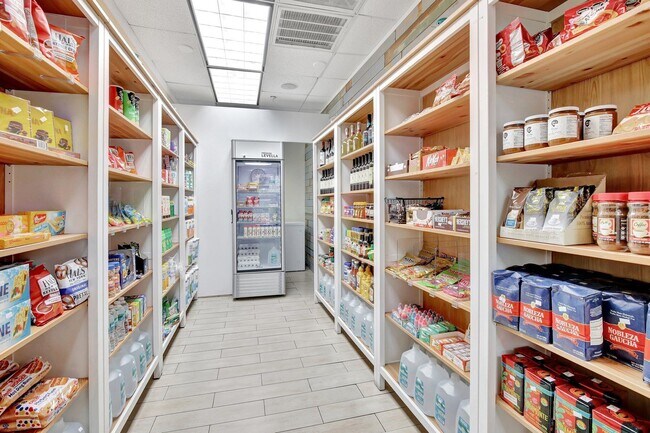 Building Photo - 3801 S Ocean Dr