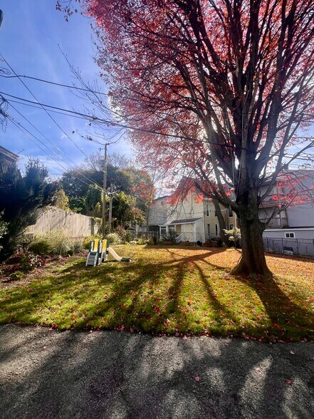 Building Photo - 6 Jefferson St