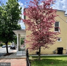 Building Photo - 321 N Braddock St