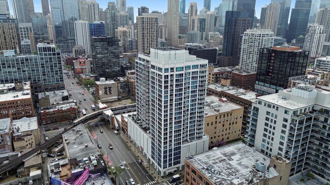 Building Photo - 757 N Orleans St