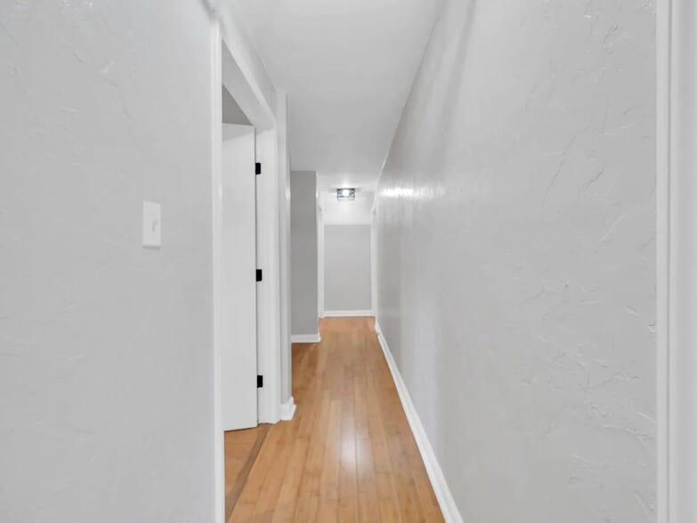 Building Photo - 1752 Hopper St