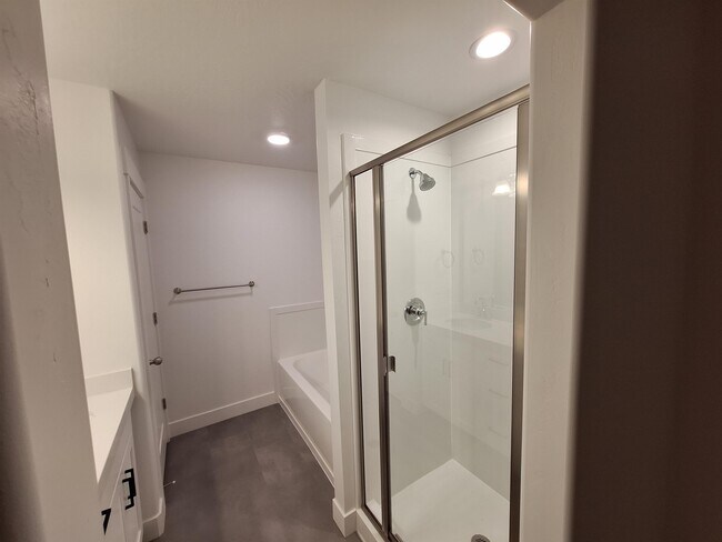 Building Photo - 5116 Rustic Patch Rd