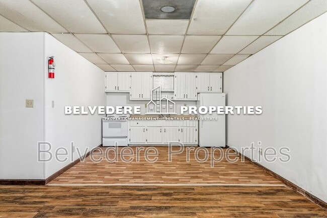 Building Photo - 1210-A Valleyview St