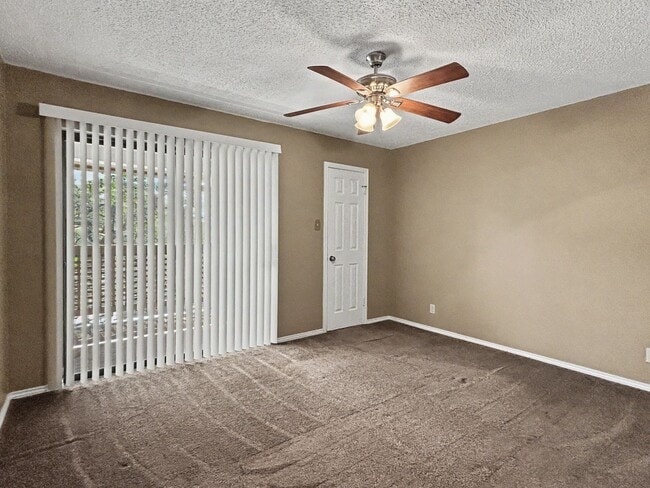 Building Photo - 12446 Starcrest Dr