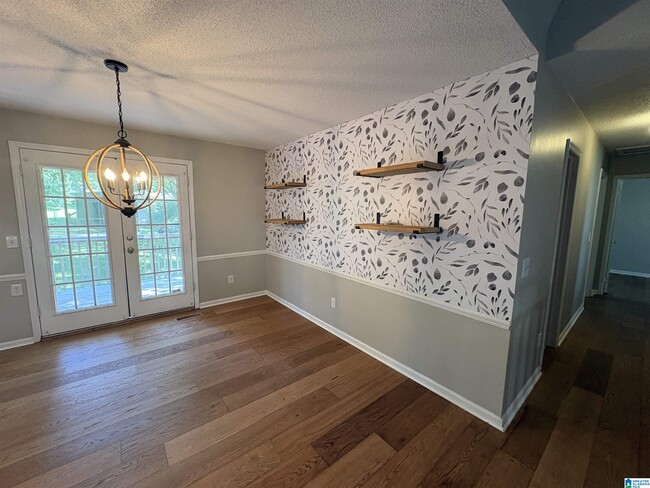 Building Photo - 324 Willow Glen Ct