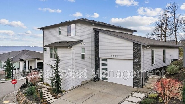 Building Photo - 1757 N Columbia Ridge Way