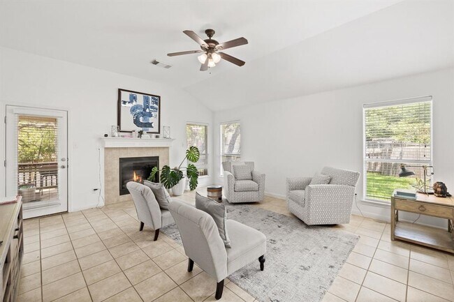 Building Photo - 309 Steer Acres Ct