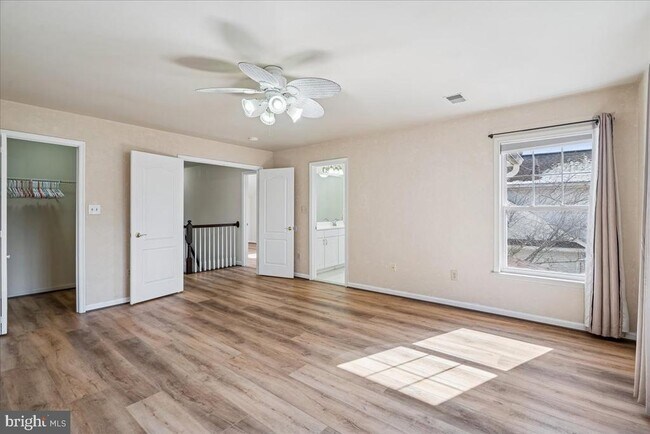 Building Photo - 2238 Merion Pond