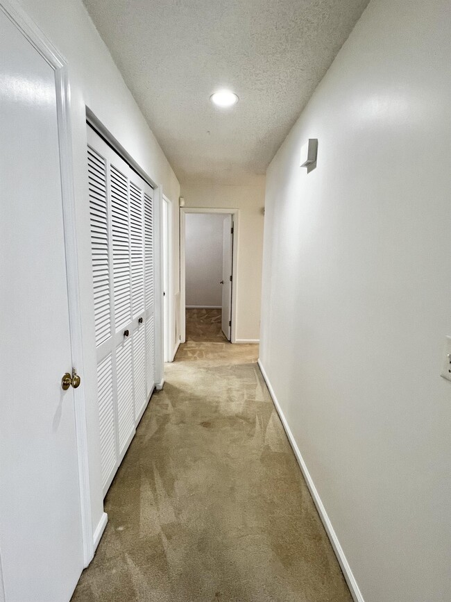 Building Photo - 954 Oyster Cove Rd