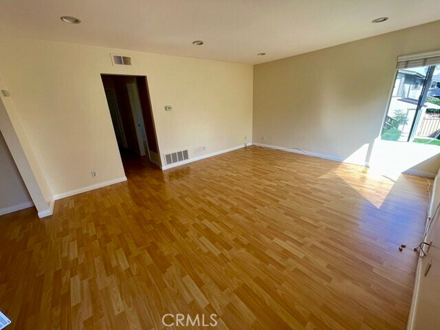 Building Photo - 32 Echo Run