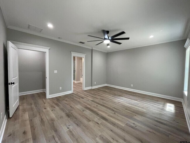 Building Photo - 13024 Clydesdale Ct