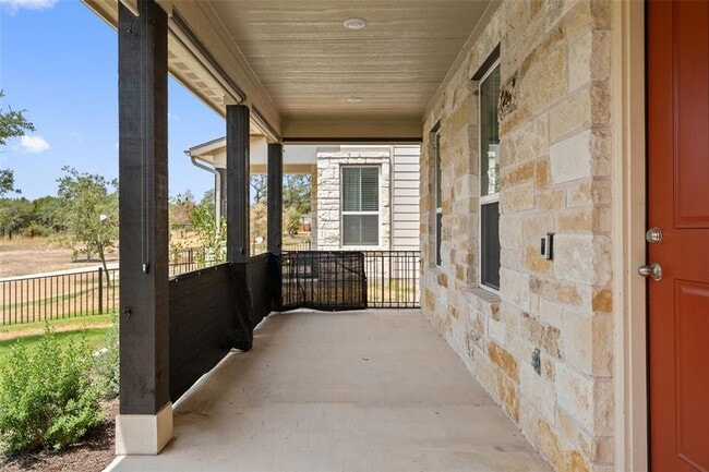 Building Photo - Big Sky Ranch 3-Bedroom/2.5 Bath - Drippin...