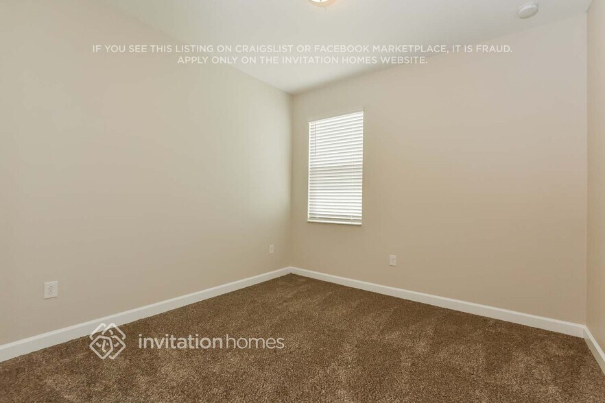 Building Photo - 4315 Seven Canyons Dr