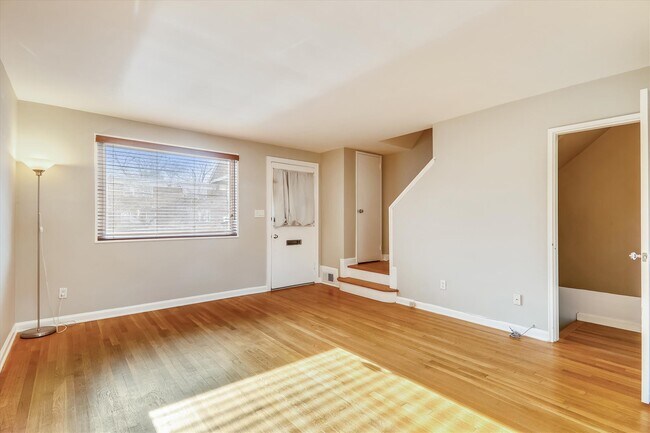 Building Photo - 5834 Jamestown Rd