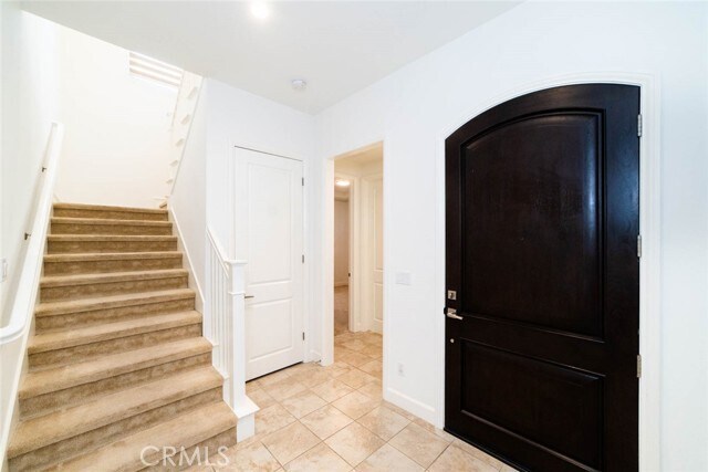 Building Photo - 52 Henson