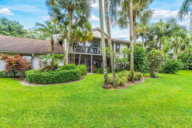 Building Photo - 11223 Pond View Dr