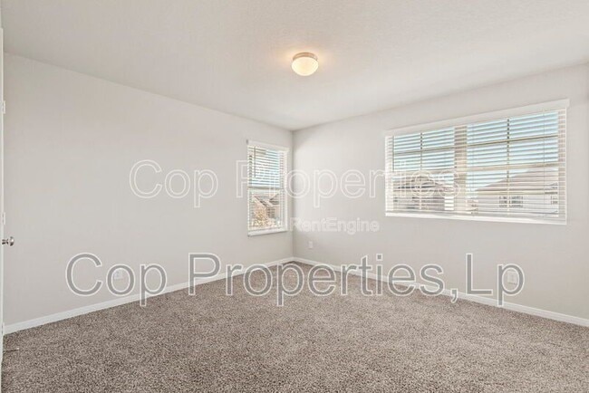 Building Photo - 5103 Topaz Bnd