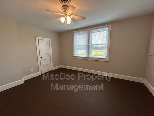Building Photo - 15471 U.S. Rte 1