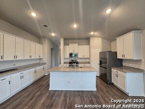 Building Photo - 13447 Sendero Roble