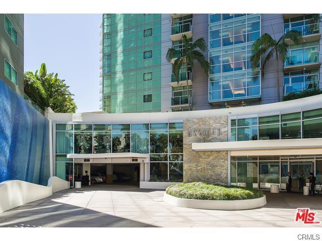 Building Photo - 13700 Marina Pointe Dr