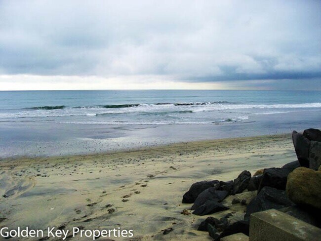 Building Photo - Experience the coastal charm of Oceanside,...