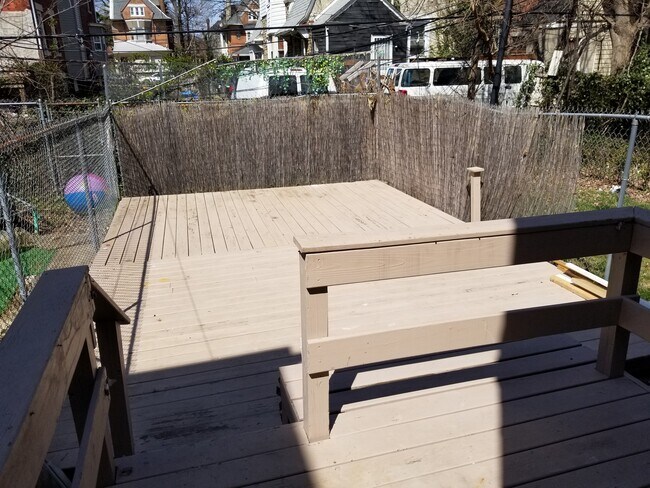 Building Photo - 5725 Broomall St