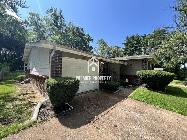 Building Photo - 2518 Rigsby Dr