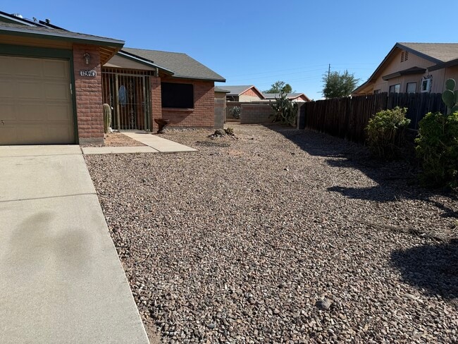 Primary Photo - 7940 E Constant Pl