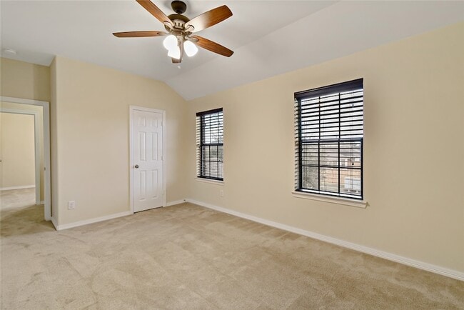 Building Photo - 3308 Southern Grove Ln
