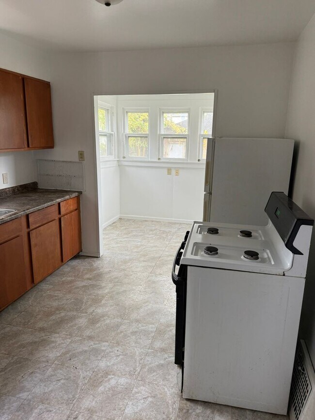 Building Photo - 3417 Smith St