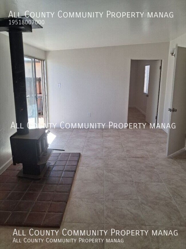 Building Photo - 6377 Hermosa Ave