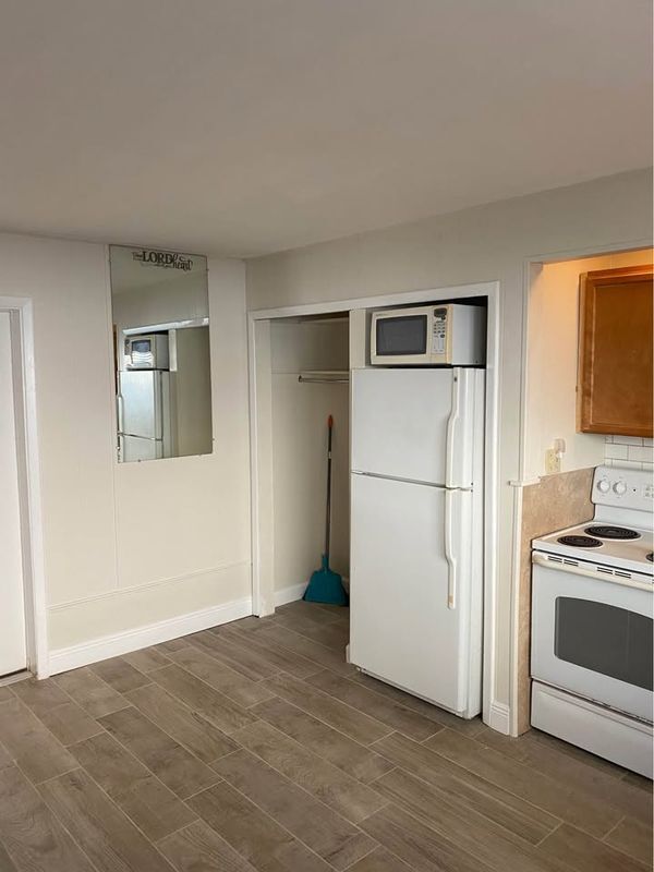 Building Photo - 5105 Atlantic Ct