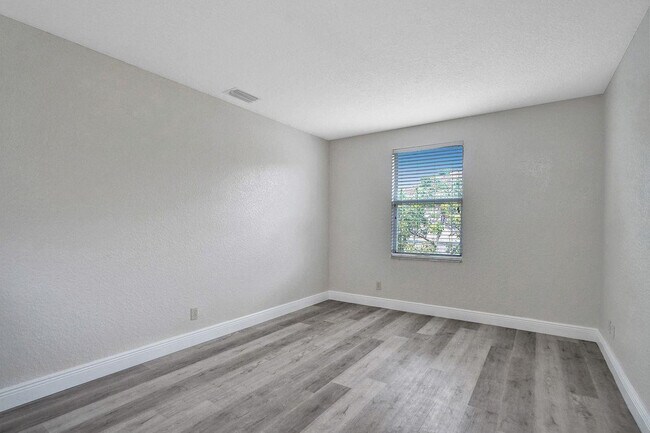 Building Photo - 12645 NW 8th Ct