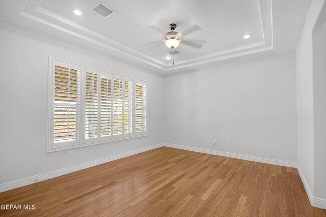 Building Photo - 2205 Hacienda Rey Dr