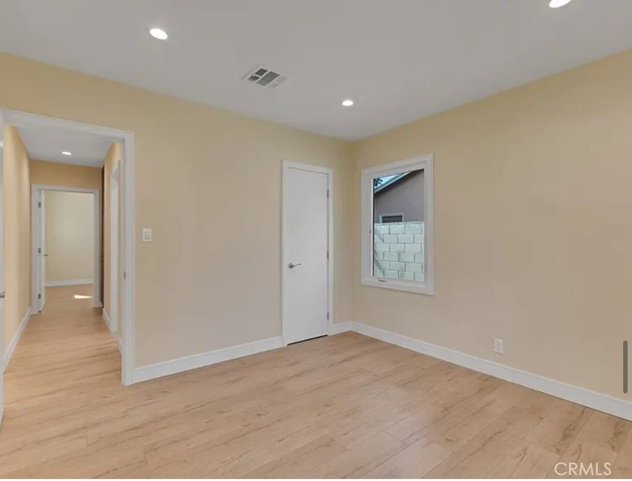 Building Photo - 17024 Sherman Way
