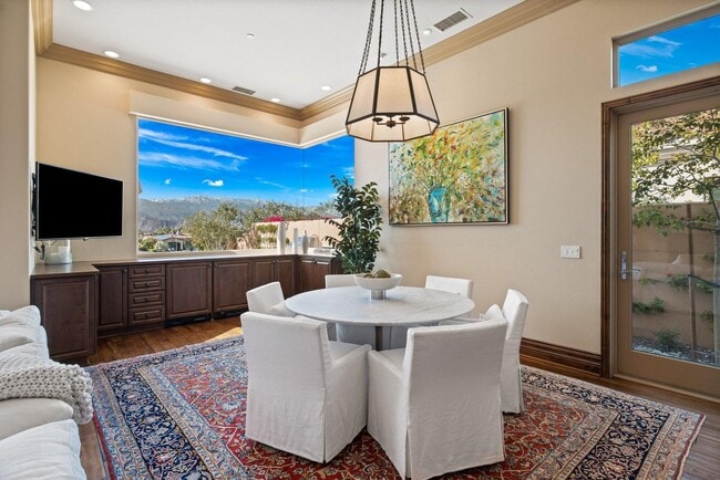 Building Photo - 75741 Via Stia