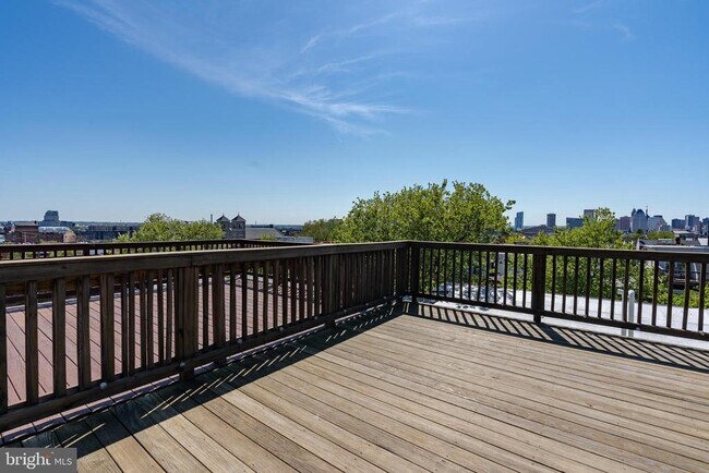 Building Photo - 223 S Collington Ave
