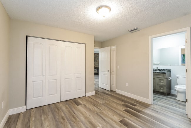 Building Photo - 5404 Deltona Blvd