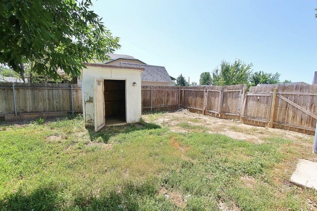 Building Photo - 978 Johnson Dr