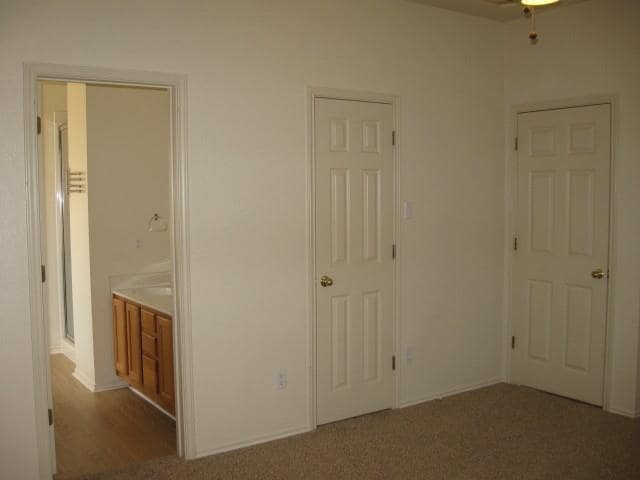 Building Photo - 8920 Corran Ferry Dr
