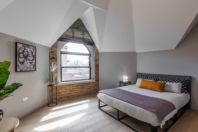 Penthouse Unit #301 - Grand Kedzie Lodge
