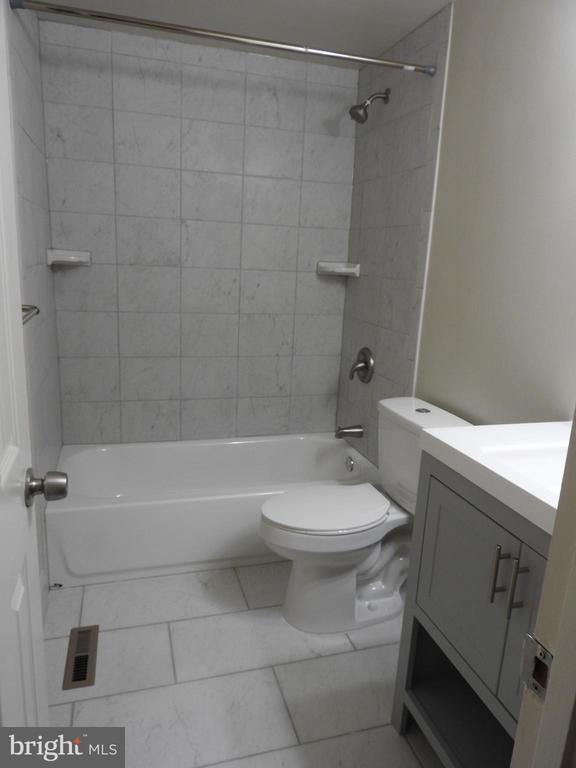 Building Photo - 15531 Peach Walker Dr