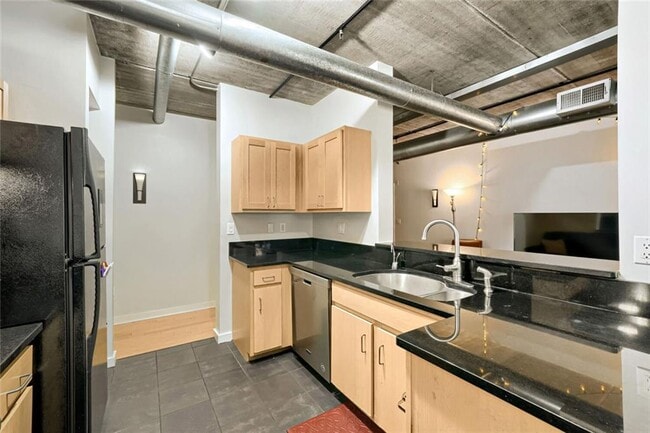 Building Photo - 800 Peachtree St NE
