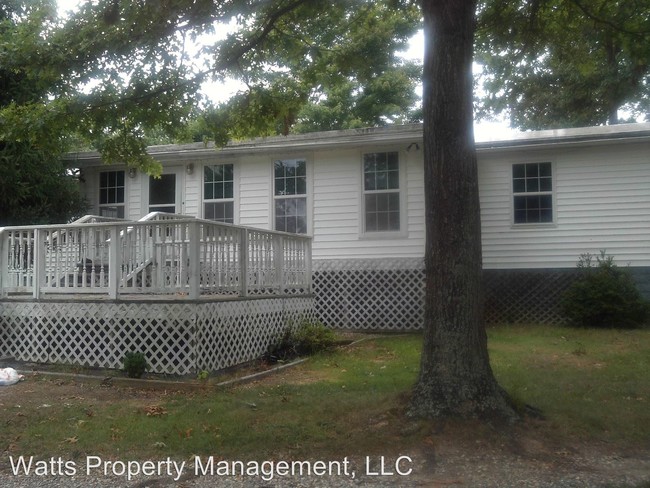 Primary Photo - 3 br, 2 bath House - 302 Community Road