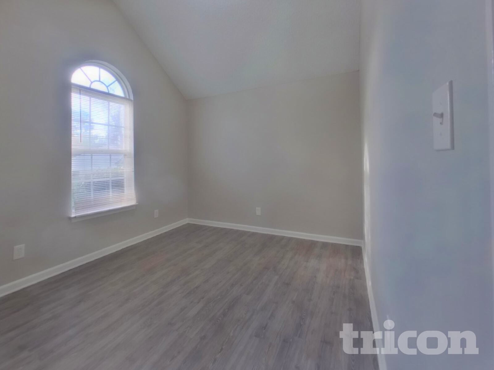 Building Photo - 8820 Kismet Dr